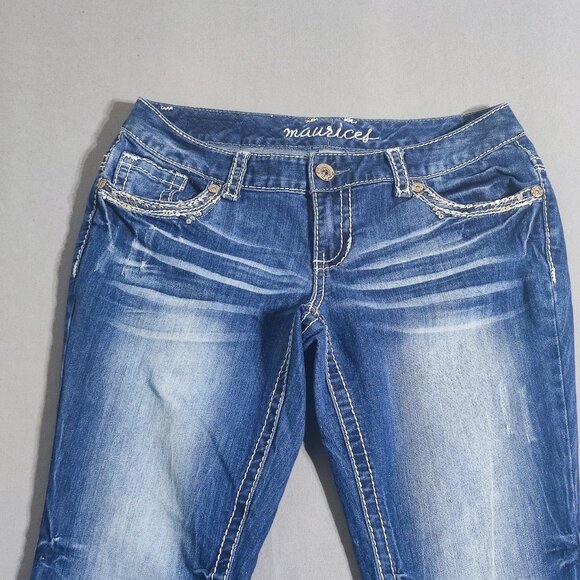 Maurices jeans women's size 5/6 ink blue colour Low rise Boot cut Embroidered - Picture 2 of 14